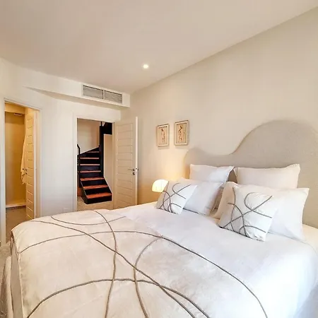 Luxury Duplex In Tropez Saint Tropez