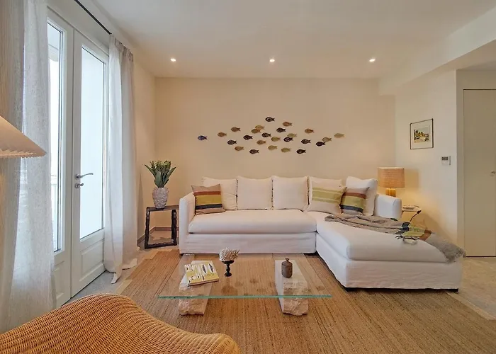 Luxury Duplex In Tropez شقة