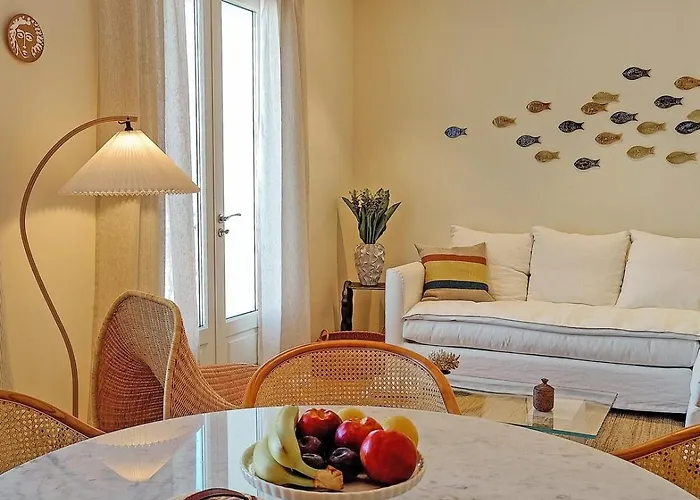 Luxury Duplex In Tropez شقة